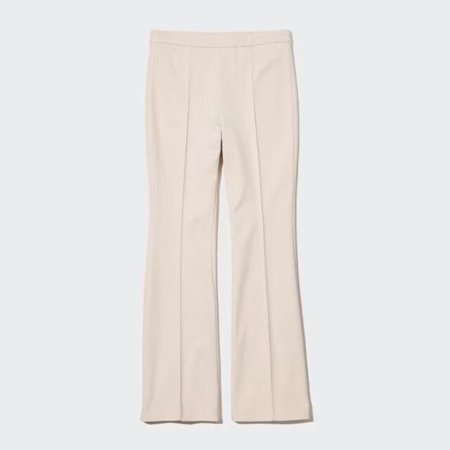 ユニクロ　uniqlo　レディース　おすすめ　オススメ　コスパ　2023　春　パンツ　ボトムス　ボトム　美脚　スタイルアップ　着痩せ　細見え　イージーフレアレギンスパンツ　フレアパンツ　イージーパンツ　レギンスパンツ