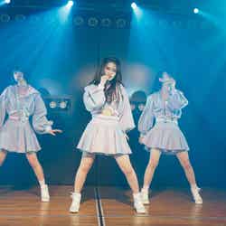 大西桃香、谷川聖、横山結衣／AKB48チーム8「その雫は、未来へと繋がる虹になる。」公演（C）AKS
