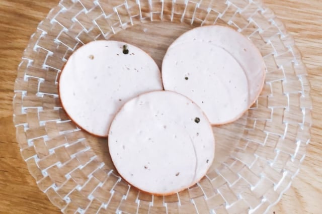 成城石井　MIXソーセージスライス ペッパーボロニア