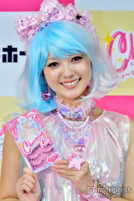 a伊藤千晃 甘い願望を明かす 恋している時には モデルプレス a伊藤千晃 甘い願望を明かす 恋している時には モデルプレス