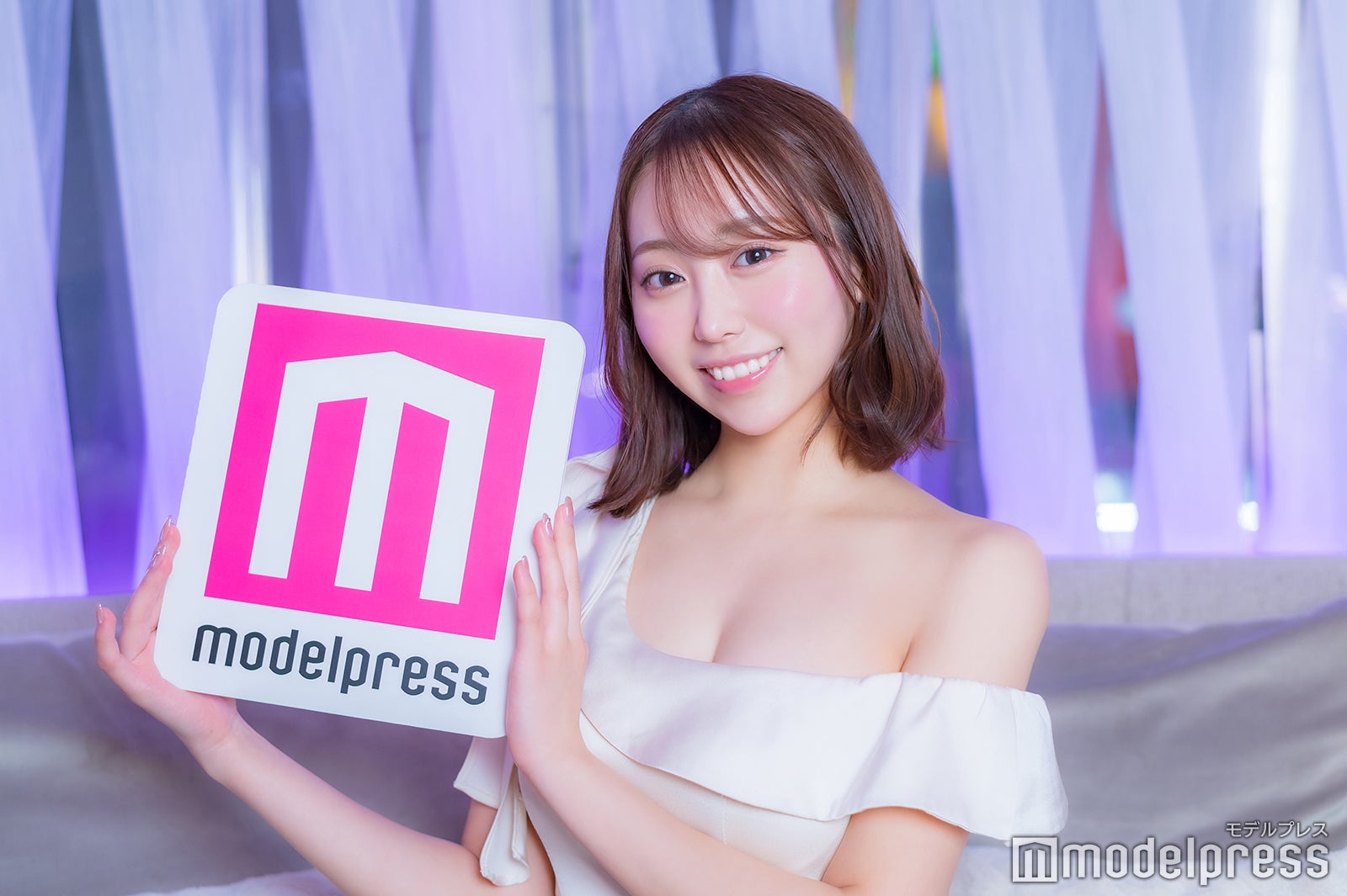 「BARCELONA Leicester」花乃あかり（C）モデルプレス