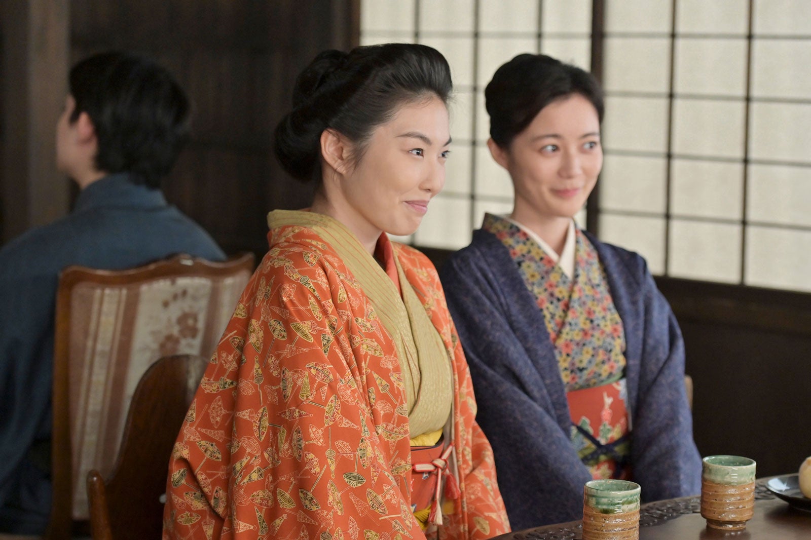 木越明、生田絵梨花「風、薫る」第87話（C）NHK