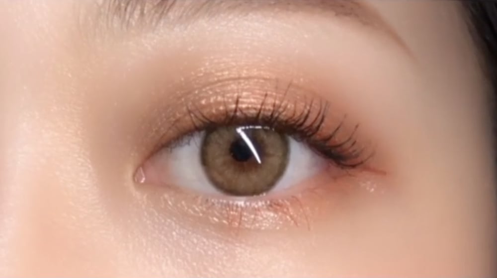 sopoカラーマスカラを使ってメイクした写真