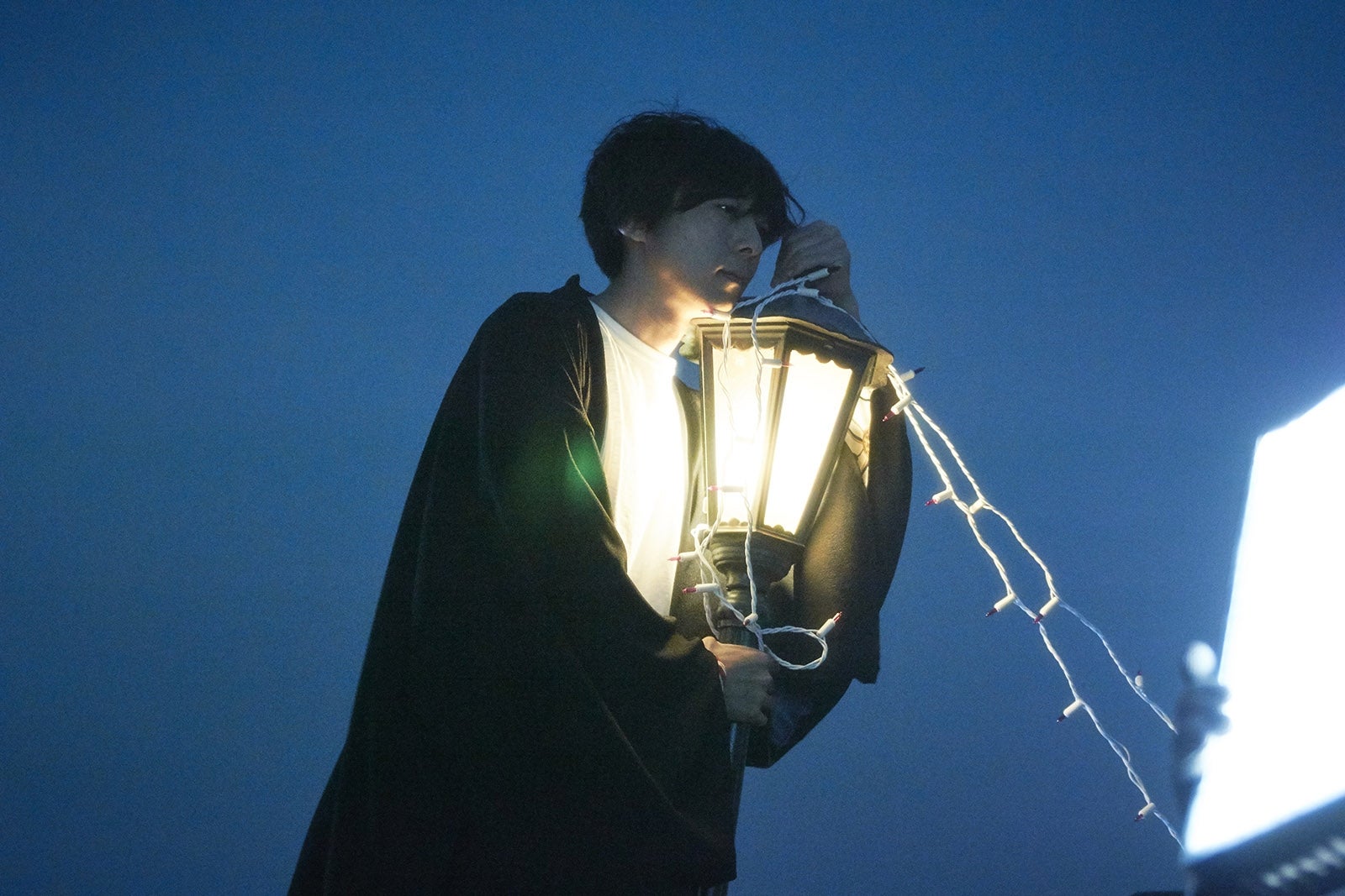 高橋一生（C）2017 KingRecords