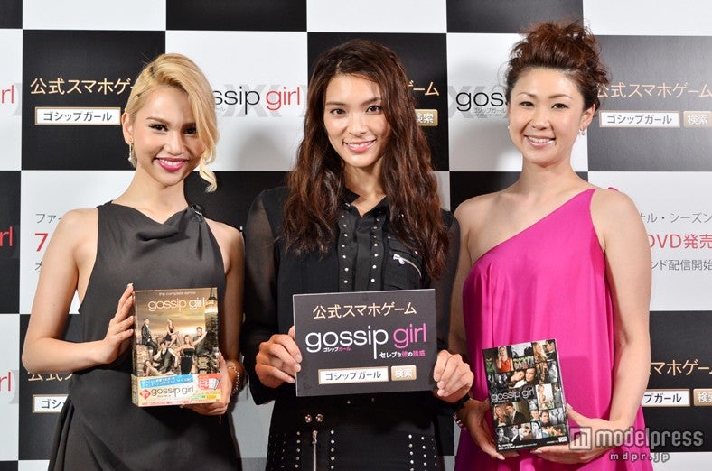 水沢アリー、秋元才加、古閑美保