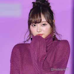 モデルプレス - 乃木坂46梅澤美波、堂々初ランウェイ 愛されニットで会場を魅了<GirlsAward 2018 A/W>