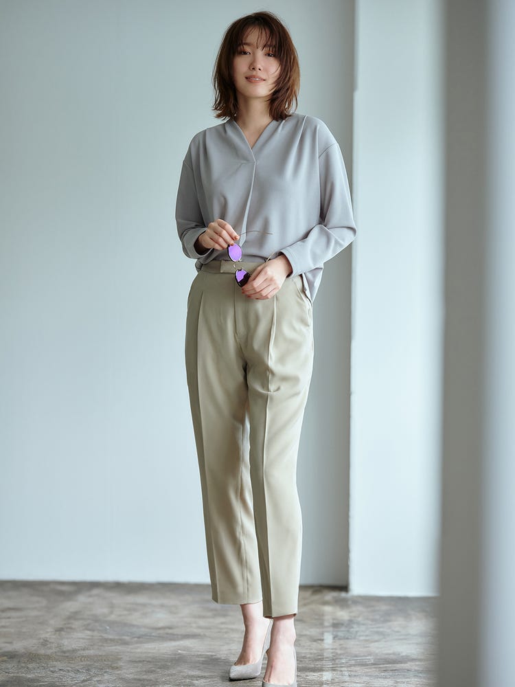 飯豊まりえ ハッピーオーラを出せる秘訣は リアルな仕事服披露 モデルプレス 飯豊まりえ ハッピーオーラを出せる秘訣は リアルな仕事服披露 モデルプレス