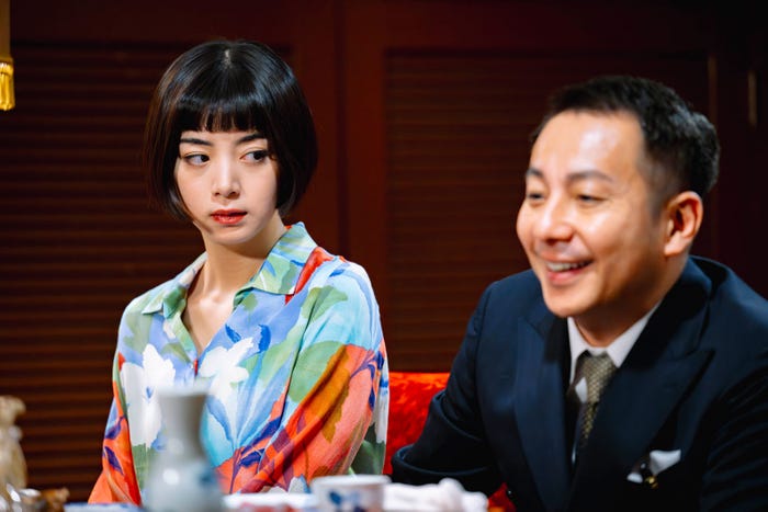 池田エライザ、坪倉由幸「海に眠るダイヤモンド」第1話(C)TBSスパークル/TBS