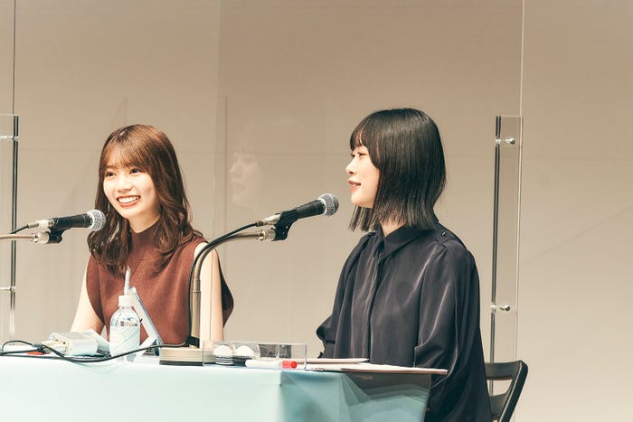 高本彩花、高橋未来虹/「ひなこいpresents日向坂46松田好花の日向坂高校放送部」公開収録より(提供写真)