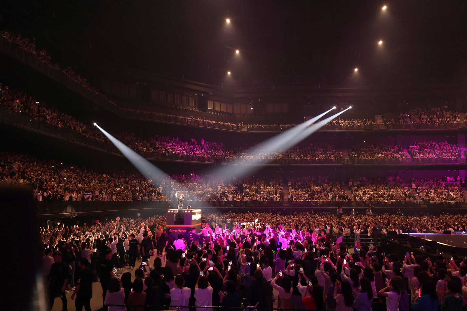 キム・スヒョン「EYES ON YOU」（提供写真）