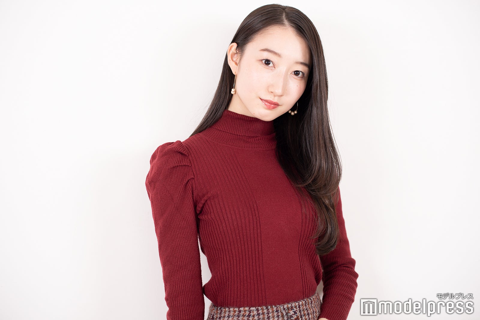 渋谷栞南（C）モデルプレス