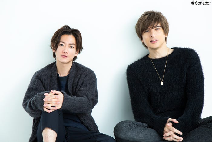 佐藤健&城田優(画像提供:主婦と生活社)