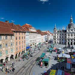 世界遺産の街・グラーツ(C)Graz Tourismus-Harry Schiffer/画像提供:JR東日本ステーションリテイリング