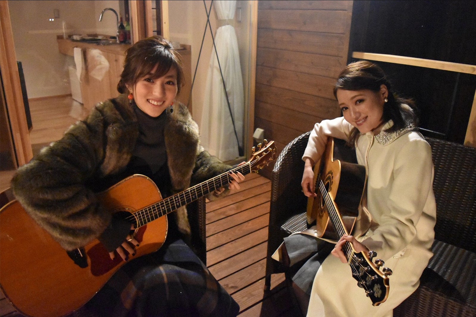 （左から）堀田茜、chay（C）TBS