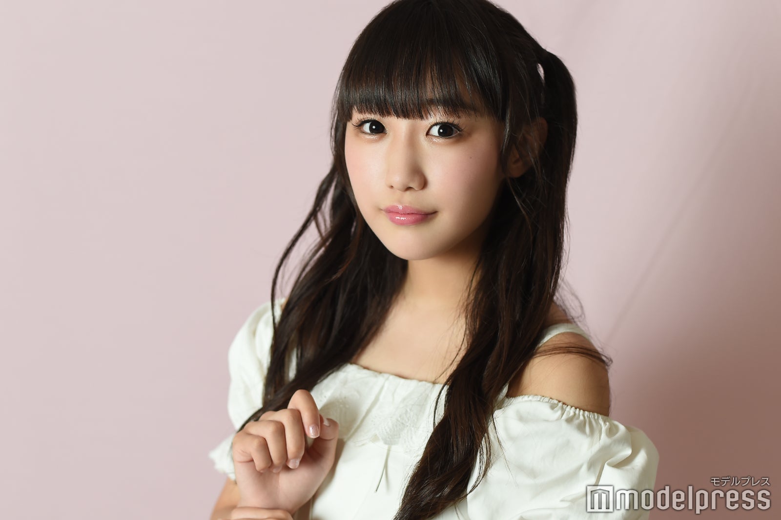 坂下雅（C）モデルプレス