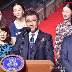 （前列左から）石田ゆり子、中井貴一、ディーン・フジオカ（後列左から）斉藤由貴、木村佳乃、吉田羊（C）モデルプレス