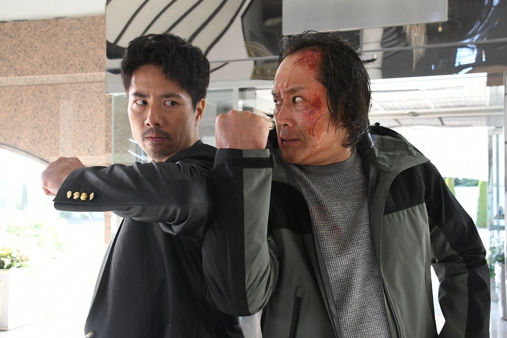 ケイン・コスギ、高岩成二（提供写真）