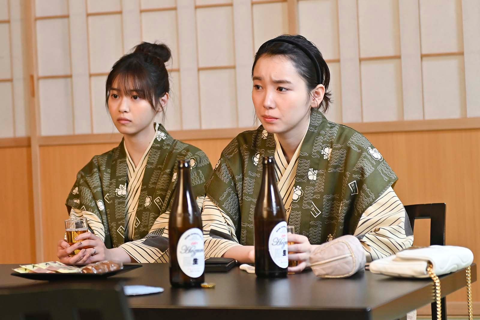 西野七瀬、飯豊まりえ「恋なんて、本気でやってどうするの？」最終話より（C）カンテレ