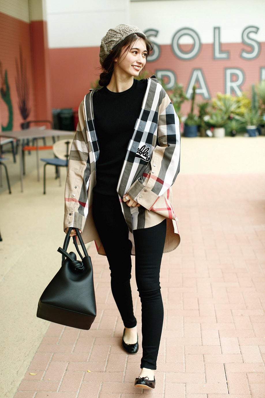 菜波／撮影：中村和孝（画像提供：小学館）