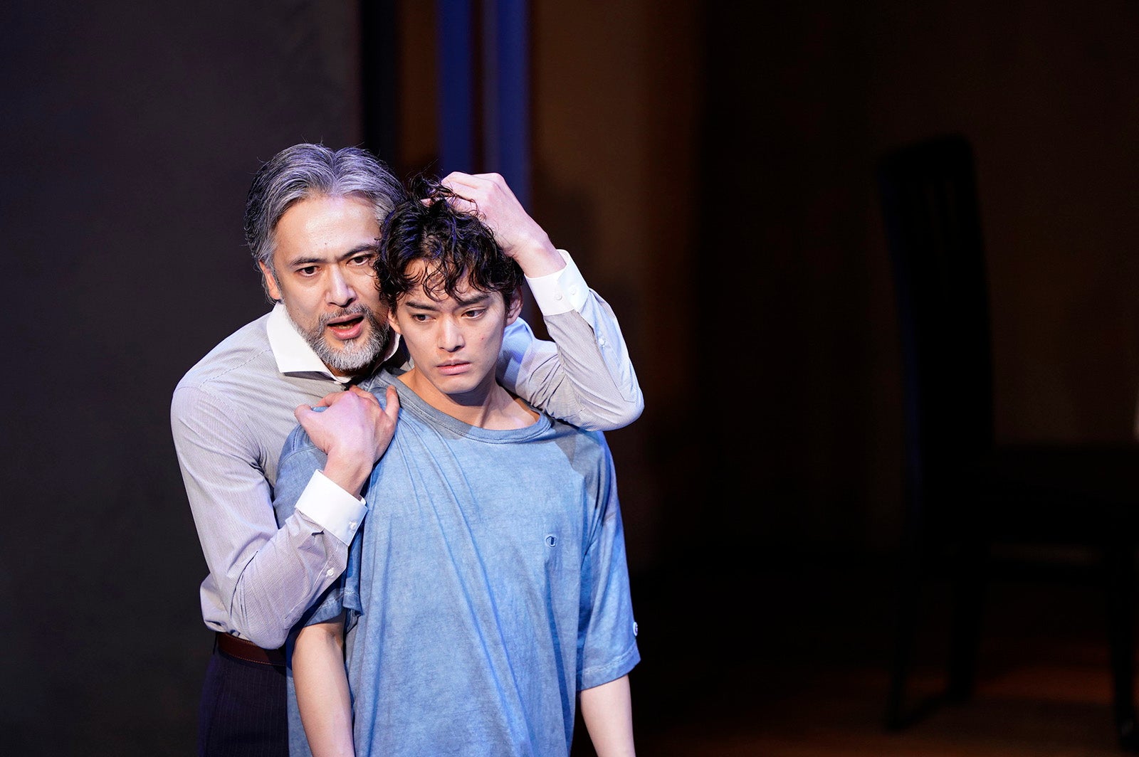 （左から）大場泰正、中山優馬（提供写真）