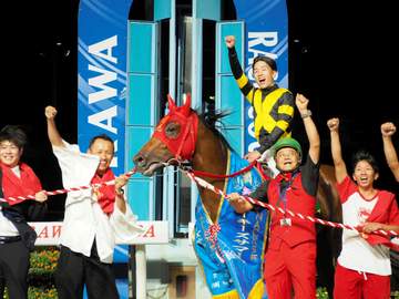 【地方競馬】ルーキーズサマーカップ 珍馬名ウノキボンバイエが逃げ切り、南関東世代最初の重賞ウイナー 室陽一も重賞初制覇