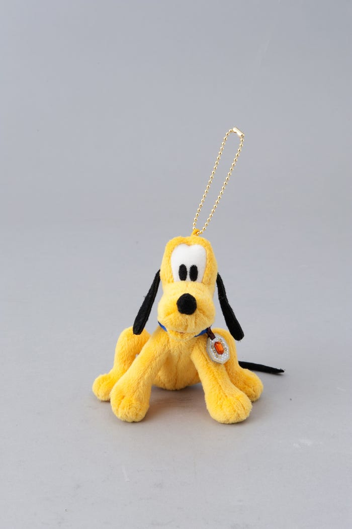 ぬいぐるみバッジ¥1700(C)Disney