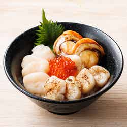 ホタテ応援隊_北海道産ホタテ食べ比べ三種丼(提供画像)