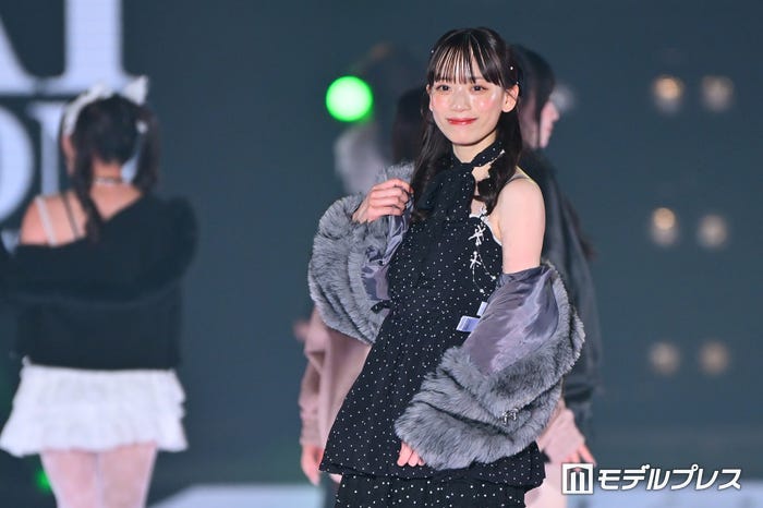 由布菜月(C)モデルプレス