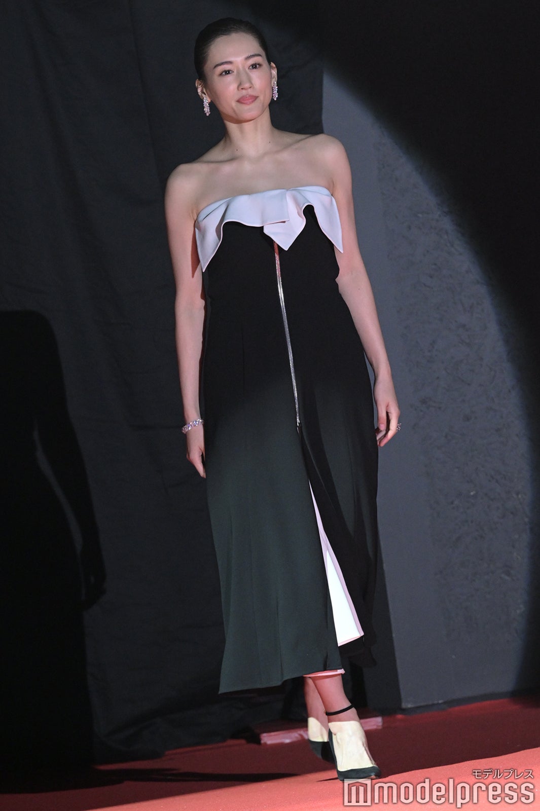 綾瀬はるか（C）モデルプレス