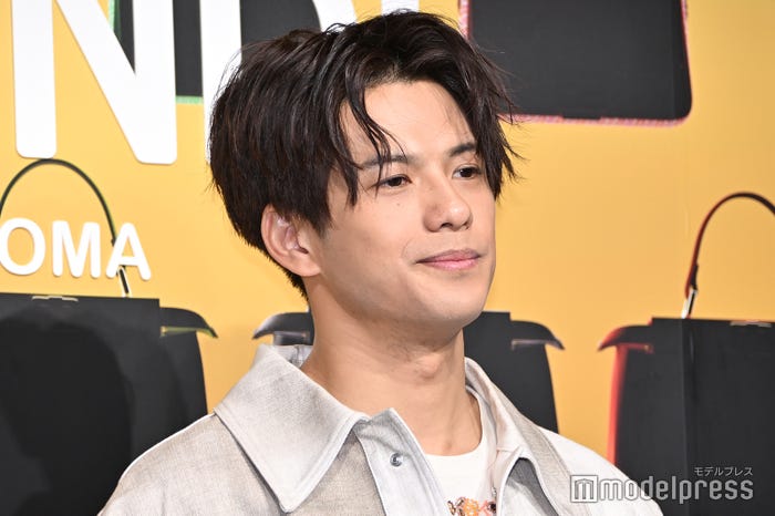 森崎ウィン(C)モデルプレス