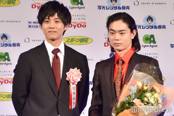 松坂桃李、菅田将暉 (C)モデルプレス