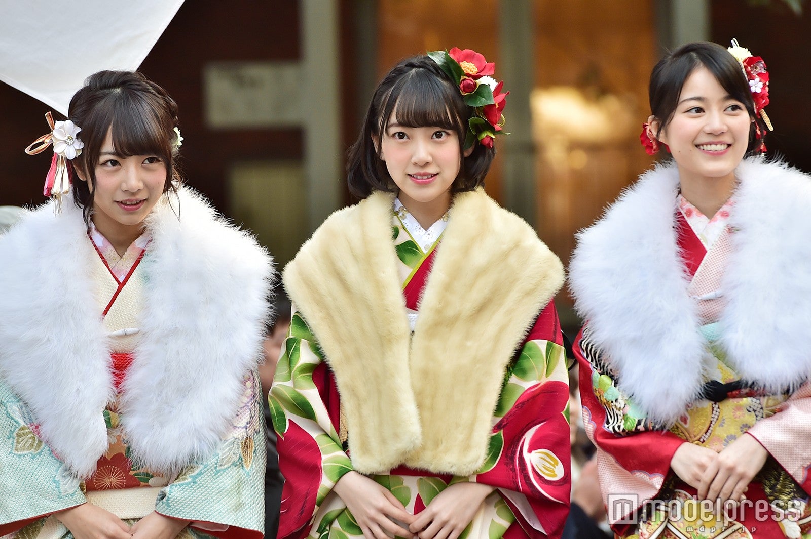 北野日奈子、堀未央奈、生田絵梨花（C）モデルプレス