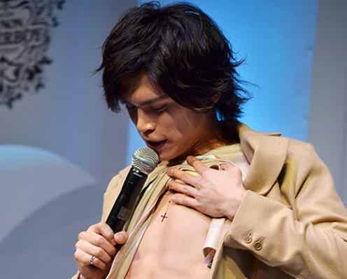 山本裕典、驚異の腹筋にどよめき 恒例化にクレーム「おかしいでしょ!」