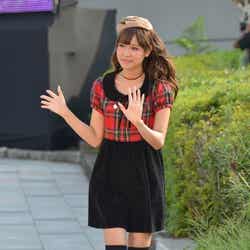 ランウェイをウォーキングした“まあぴぴ”こと松本愛