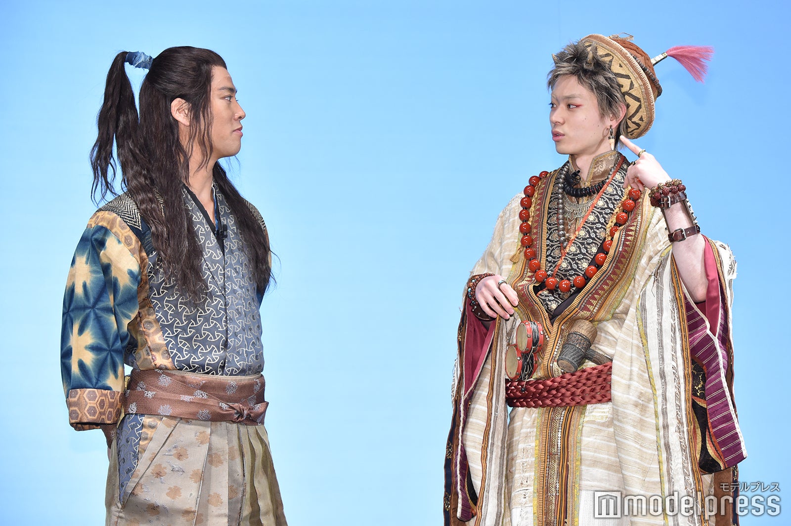 桐谷健太、菅田将暉（C）モデルプレス