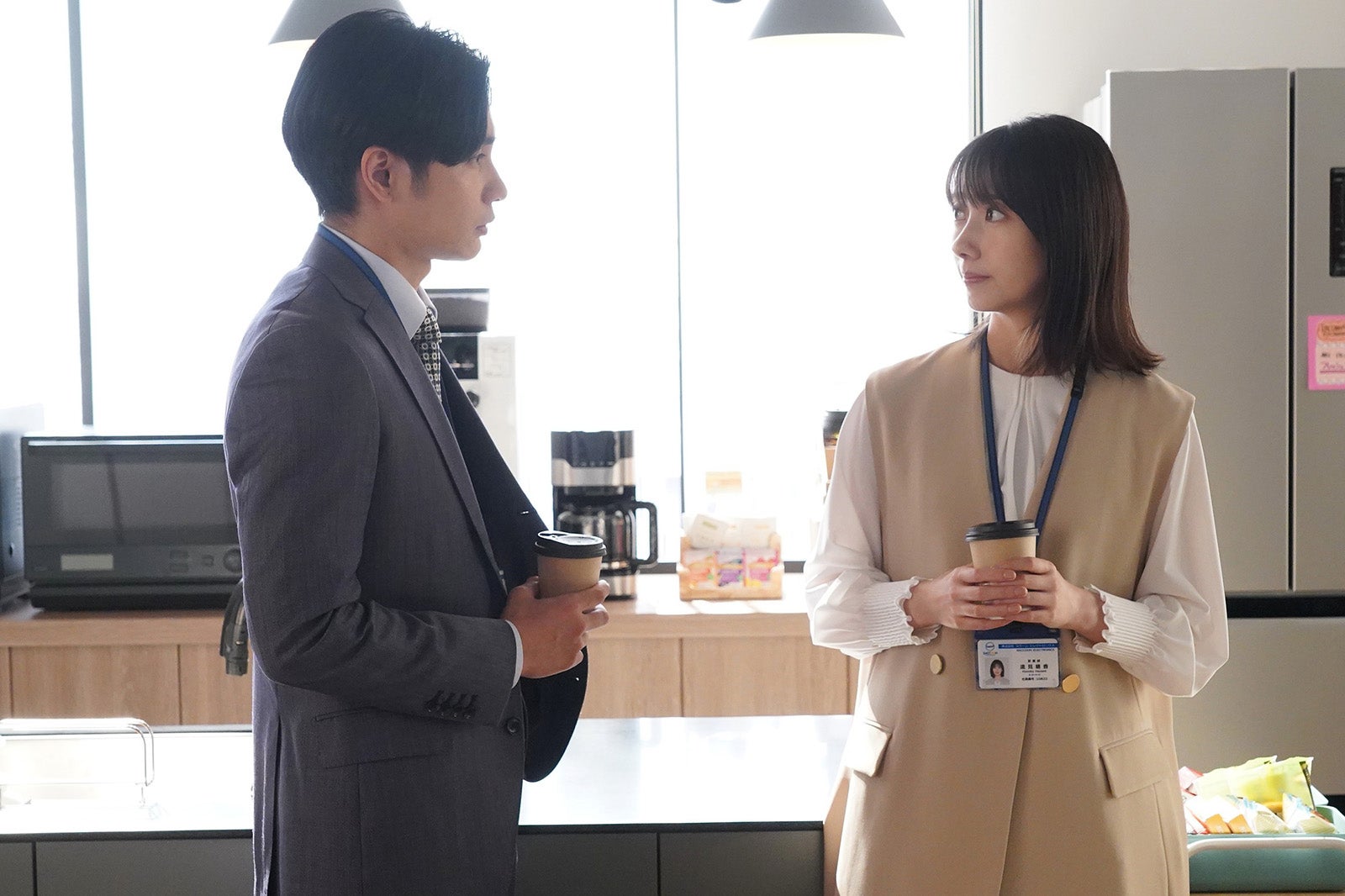 中村蒼、波瑠「わたしのお嫁くん」第10話より（C）フジテレビ