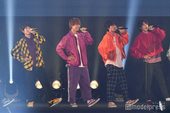 M!LK(C)モデルプレス