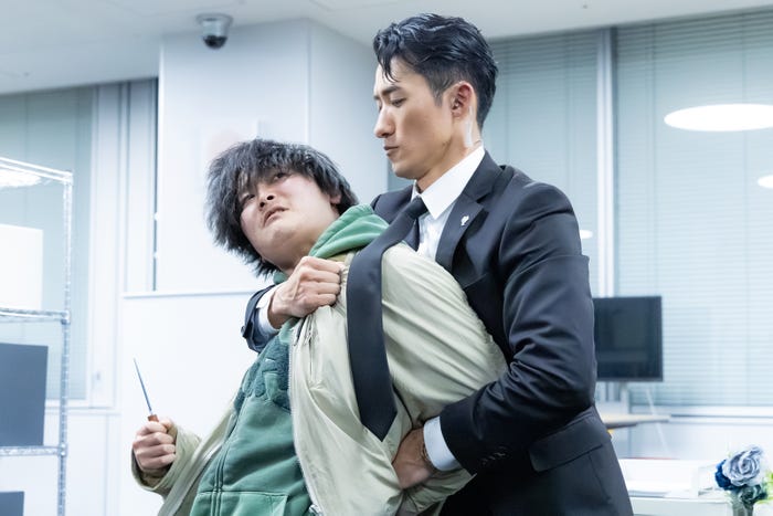岩本照/「恋する警護24時」第1話より(C)テレビ朝日