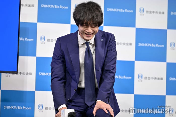 坂口健太郎(C)モデルプレス