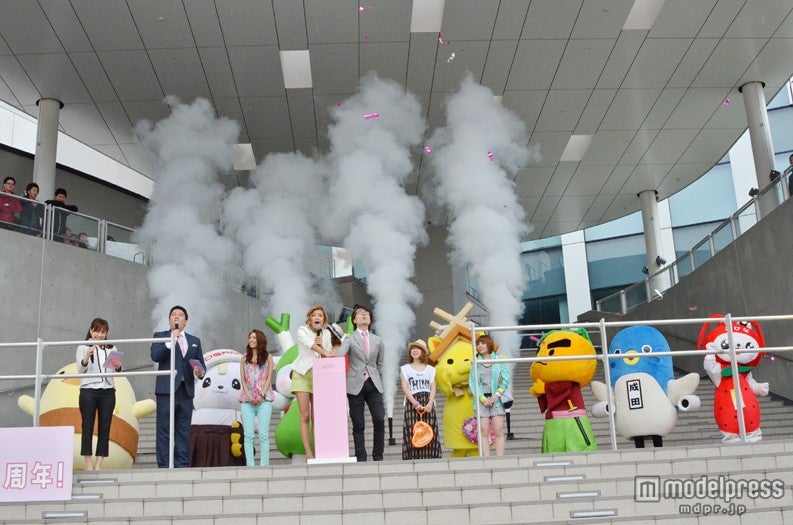 「ダイバーシティ東京 プラザ」開業2年目突入を祝したセレモニーの様子