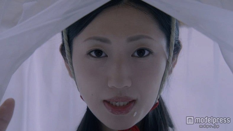 壇蜜、妖艶な表情にうっとり　独特の世界観で“美”を表現　