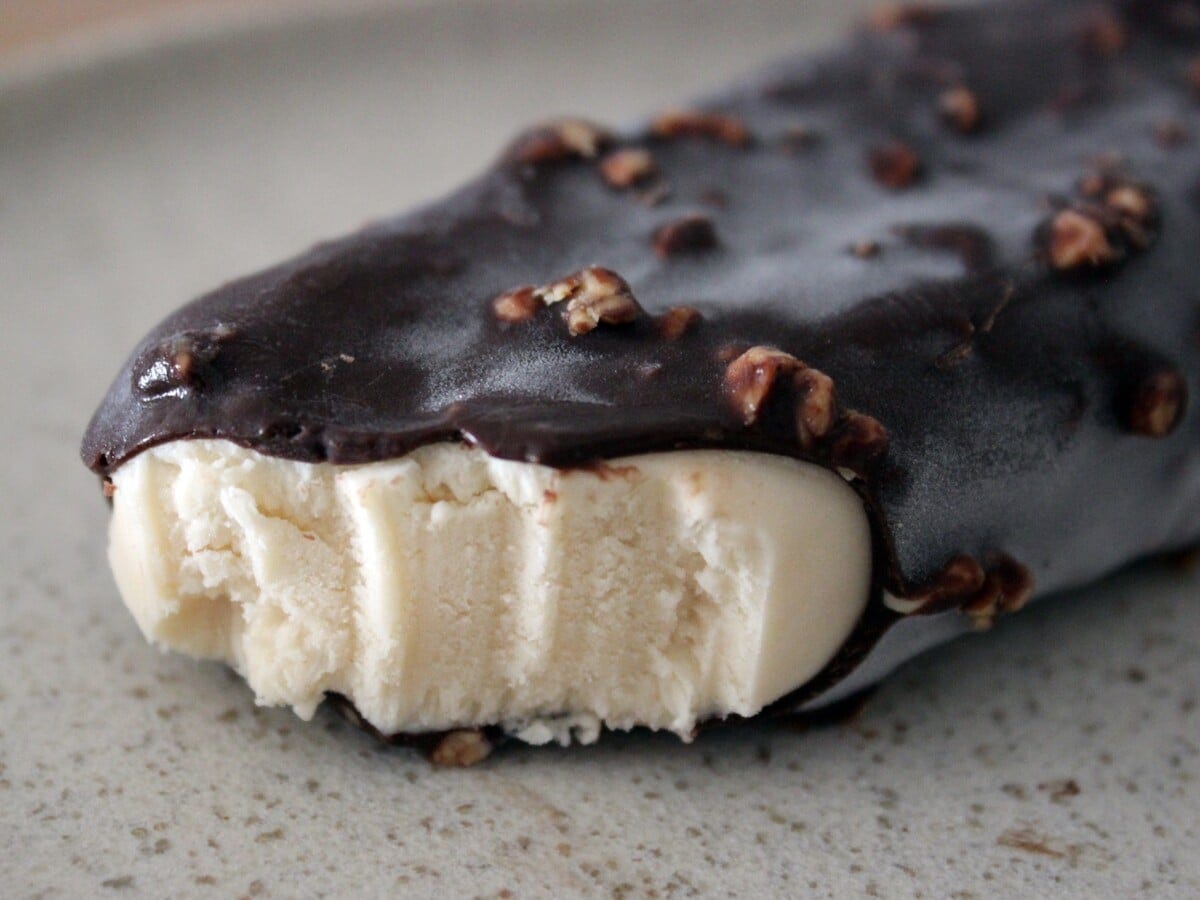 2種類のアーモンドペーストを使うことで深みのある味わいに