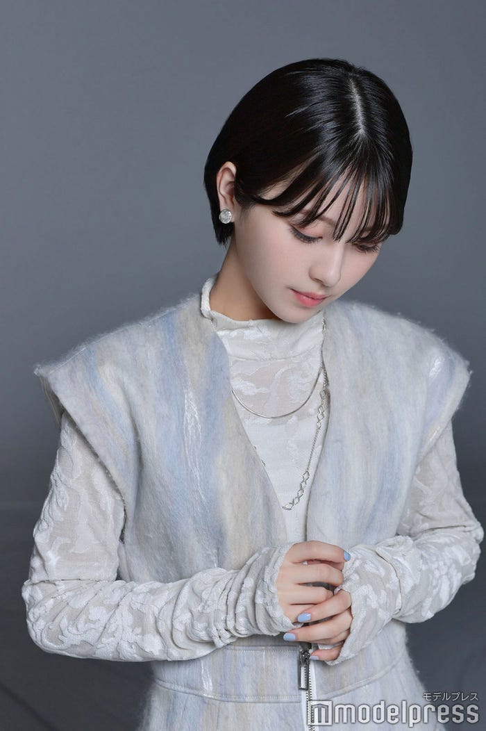 浜辺美波(C)モデルプレス