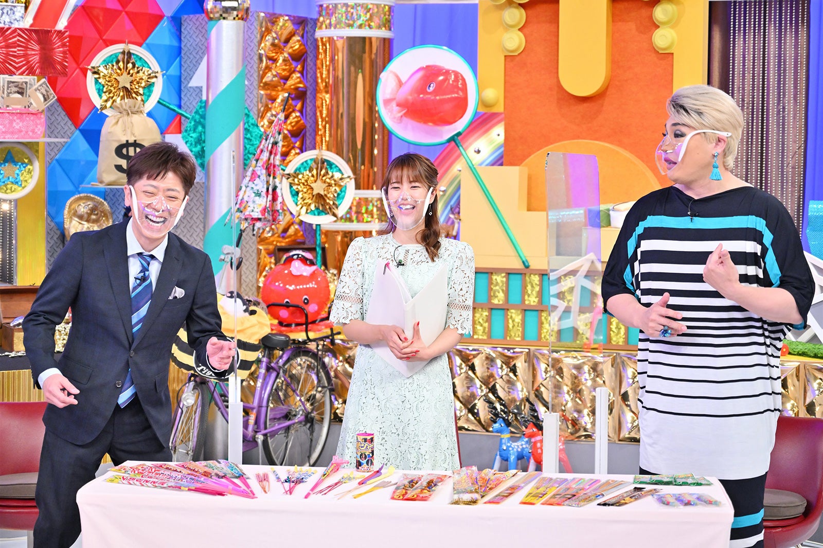 後藤輝基、久代萌美、ナジャ・グランディーバ（C）MBS