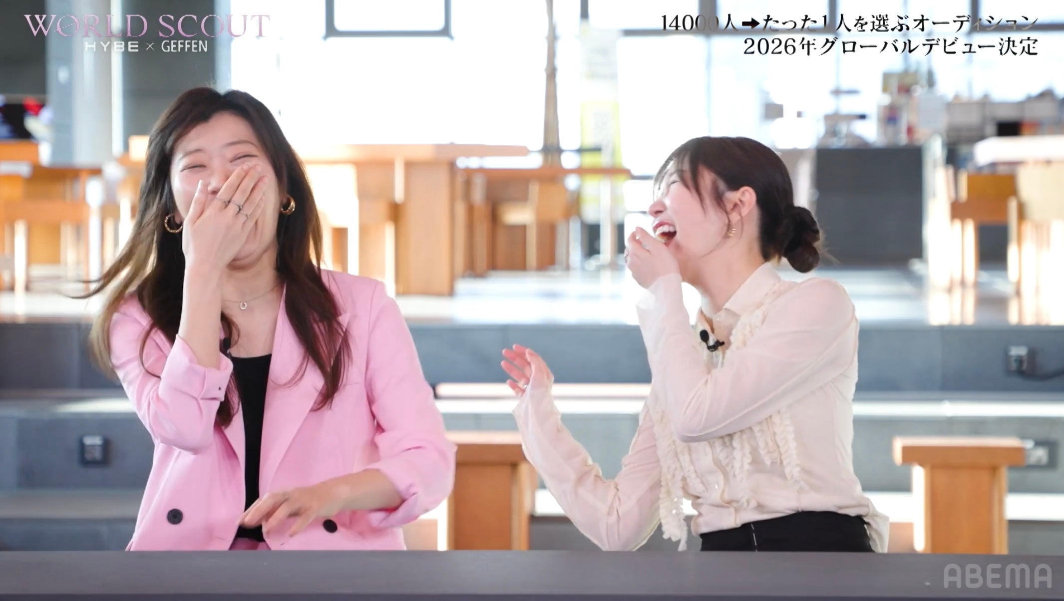 ヒコロヒー、指原莉乃（C）AbemaTV,Inc.