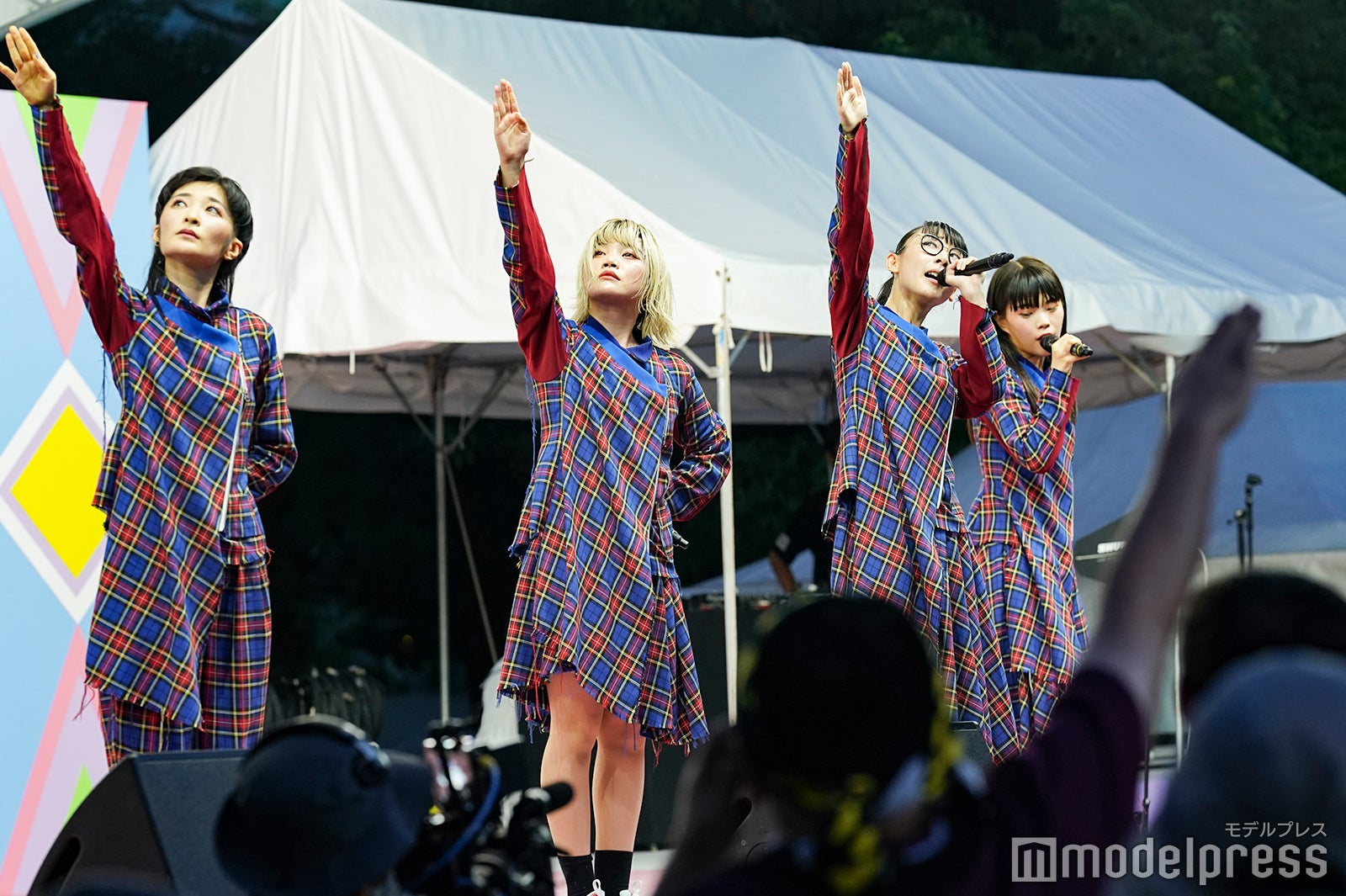BiSH（C）モデルプレス
