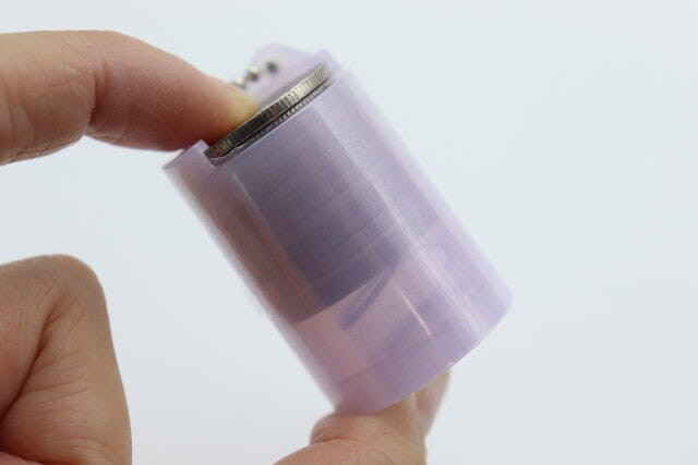 ダイソーの100円玉コインケース クリア 使用例 ダイソーの100円玉コインケース クリア 使用例1