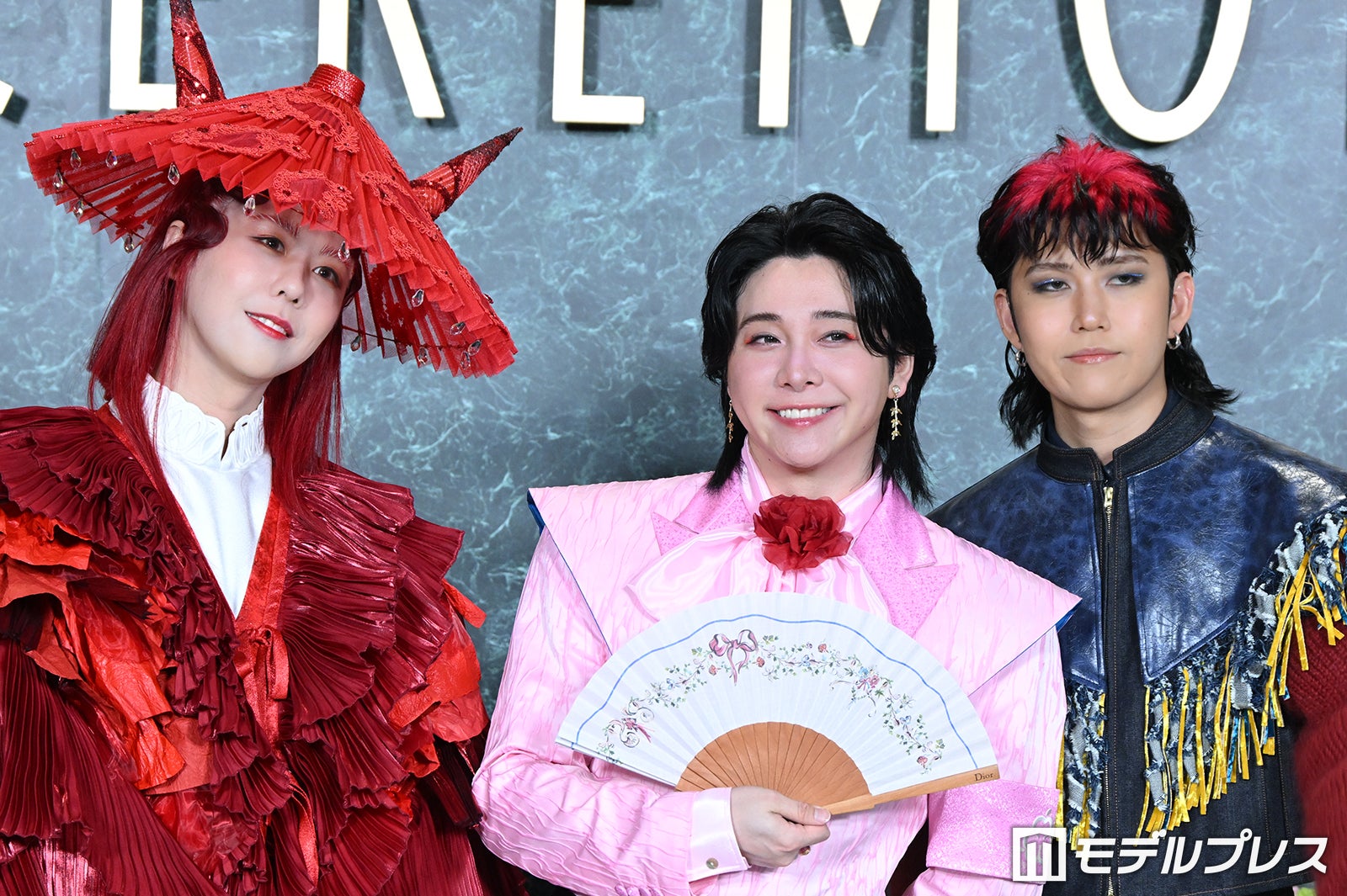 ミセス「CEREMONY」2日目は桃太郎モチーフの衣装で登場「ヒーローズジャーニー」を和で表現【Mrs. GREEN APPLE presents「CEREMONY」】