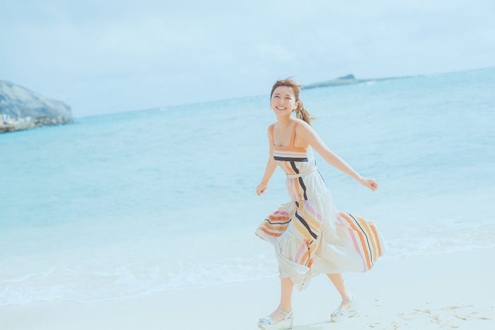 宇野実彩子の初のファンブック「Uno Book」(提供写真)