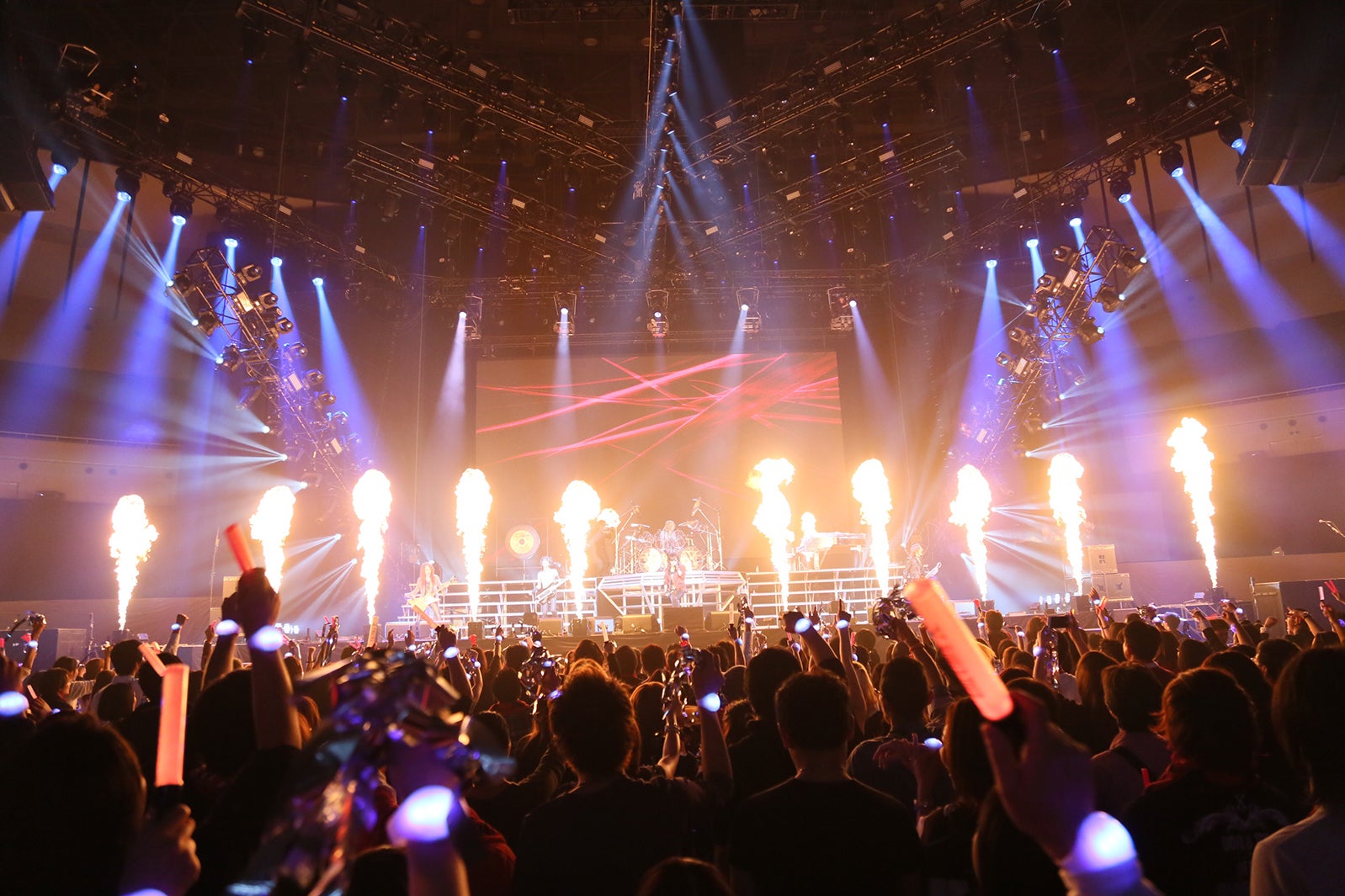 YOSHIKI、完全復帰へ X JAPAN復活10周年記念ライブ決定 - モデルプレス